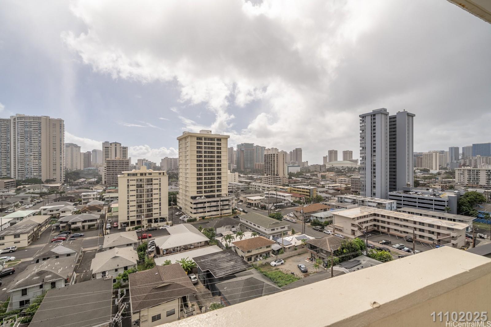 2222 Citron Street Honolulu - Rental - photo 10 of 21