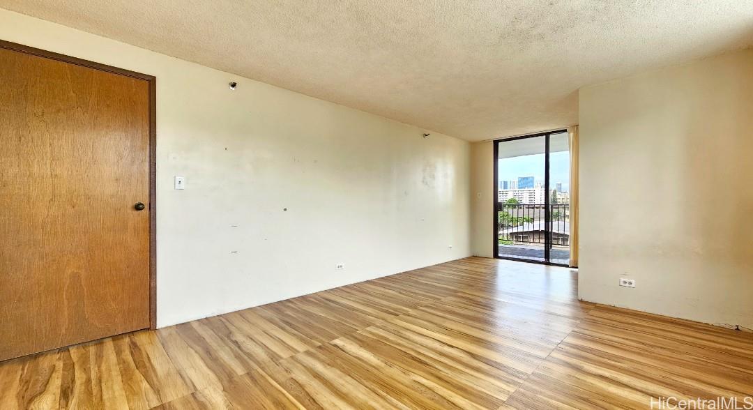 Parkside Tower condo # 403, Honolulu, Hawaii - photo 16 of 25