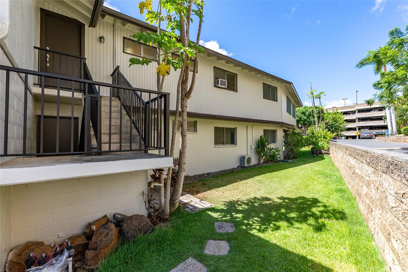 2222  Liliha Street Puunui, Honolulu home - photo 21 of 25