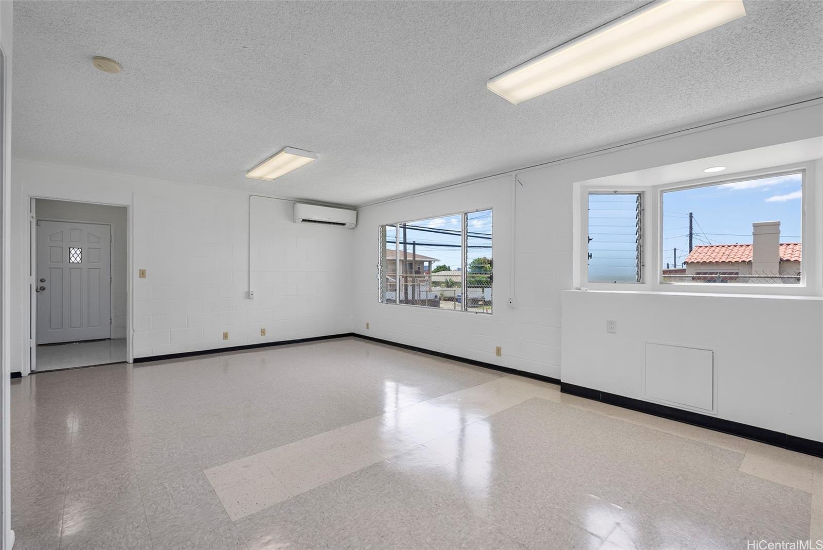 2222  Liliha Street Puunui, Honolulu home - photo 5 of 25