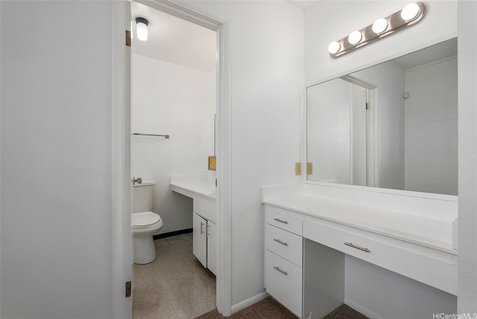 2222  Liliha Street Puunui, Honolulu home - photo 8 of 25