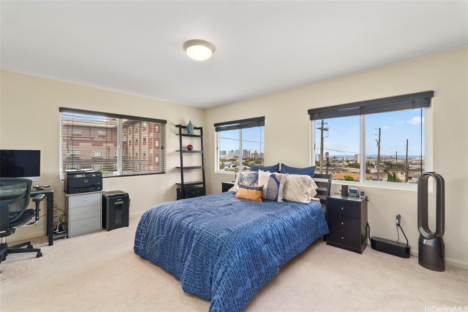 2222  Mahalo Street Alewa Heights, Honolulu home - photo 5 of 25