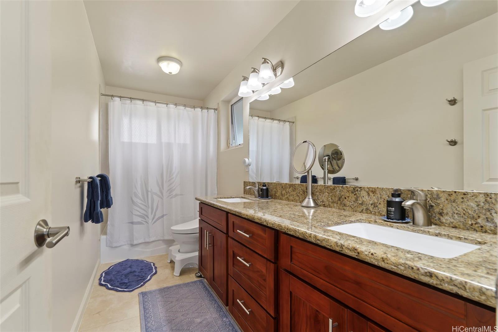 2222  Mahalo Street Alewa Heights, Honolulu home - photo 6 of 25