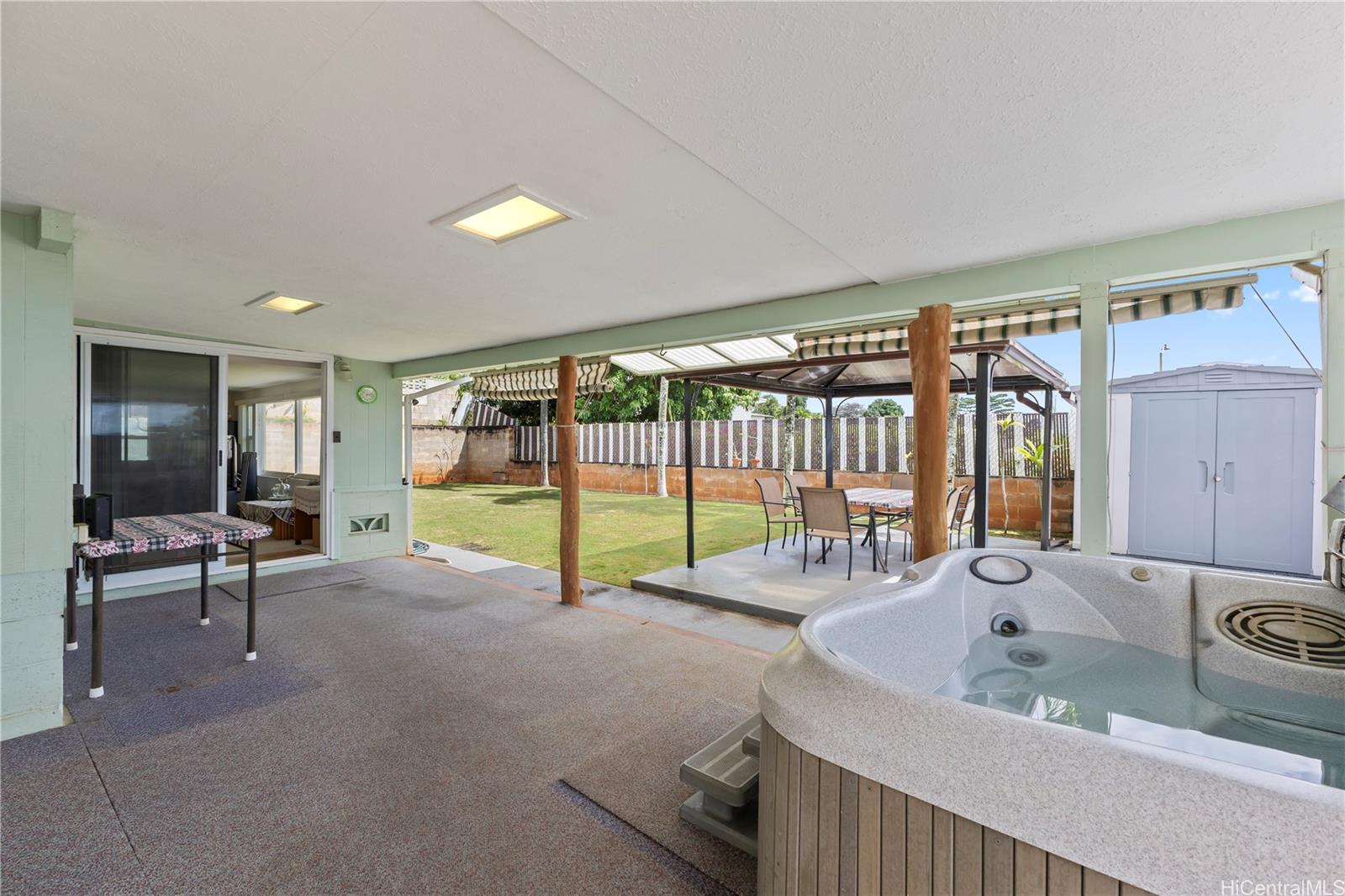 2223  Aamanu Street Pacific Palisades, PearlCity home - photo 16 of 20