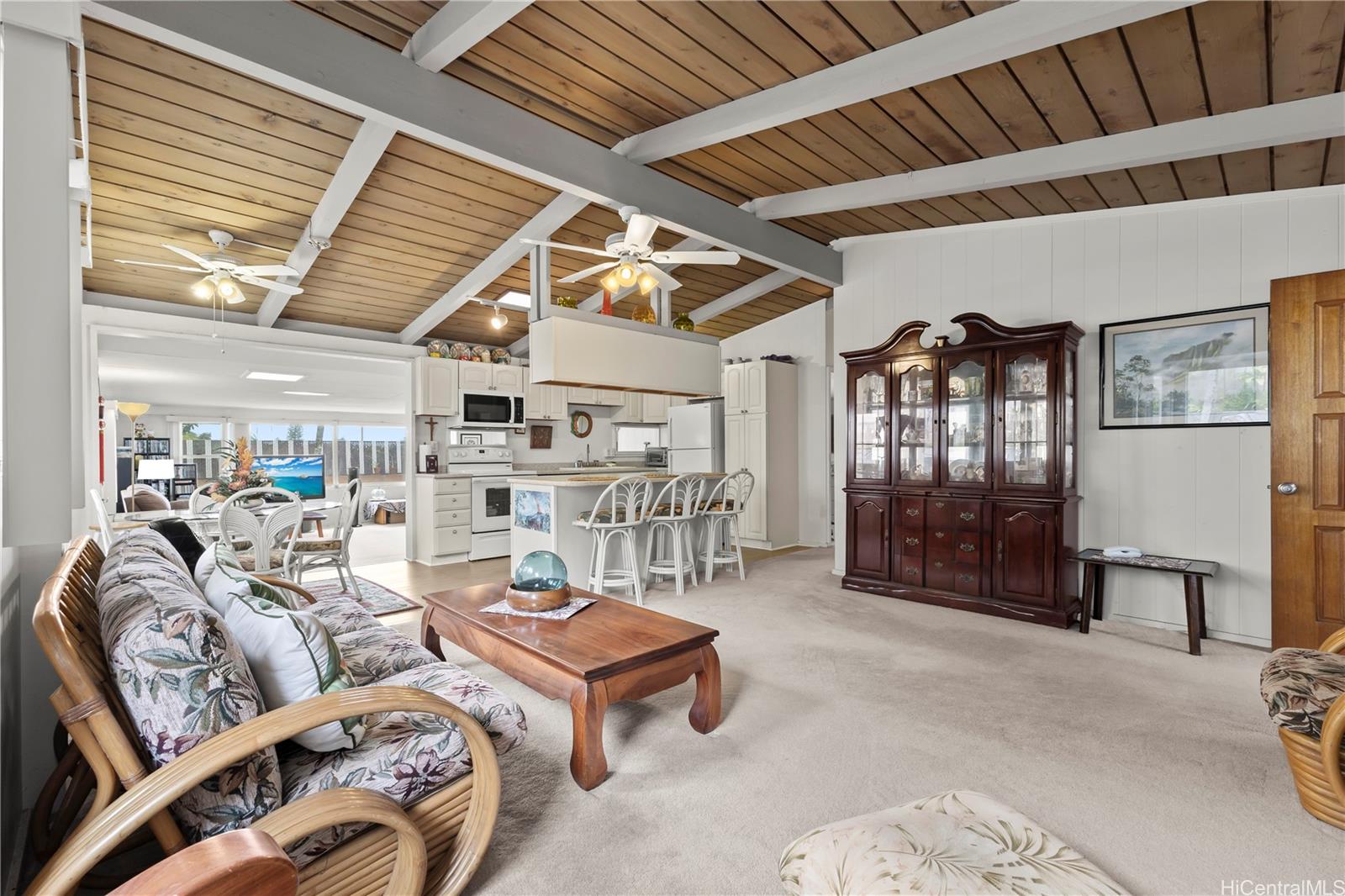 2223  Aamanu Street Pacific Palisades, PearlCity home - photo 5 of 20