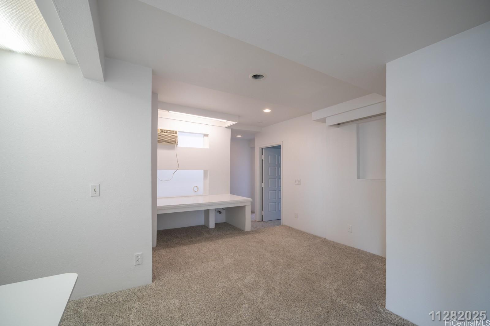 2226 Komo Mai Dr Pearl City - Rental - photo 21 of 25