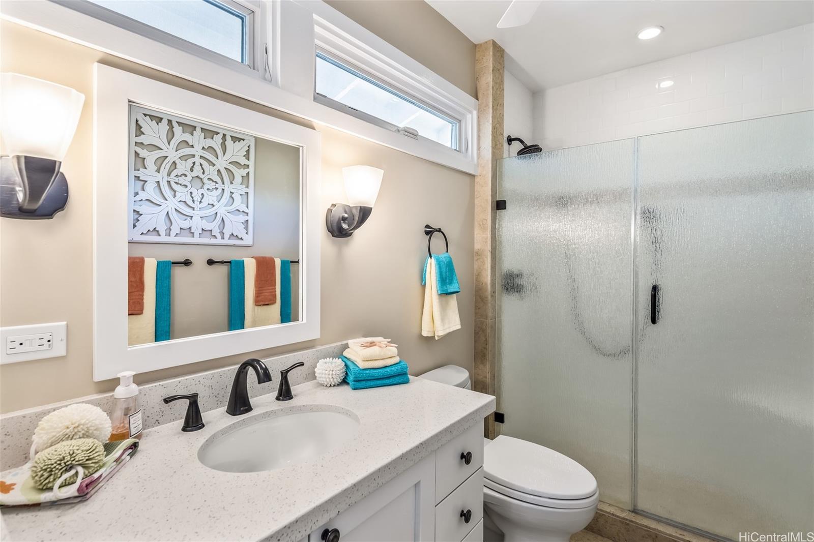 223  Kaalawai Place Diamond Head, Diamond Head home - photo 14 of 22