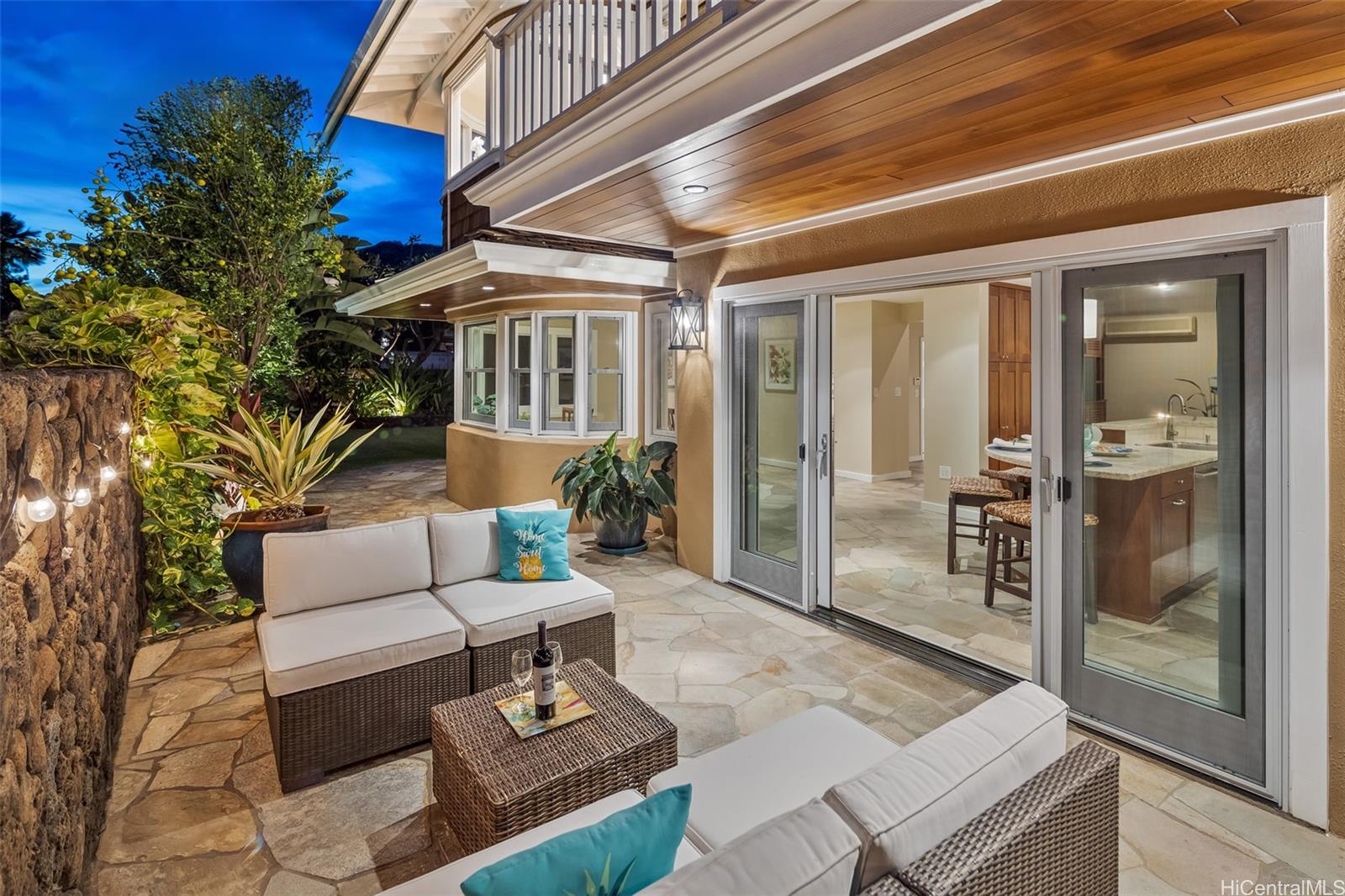 223  Kaalawai Place Diamond Head, Diamond Head home - photo 9 of 22