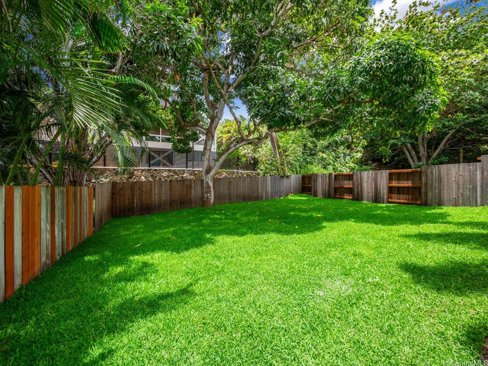 223  Lanipo Drive Lanikai, Kailua home - photo 17 of 25