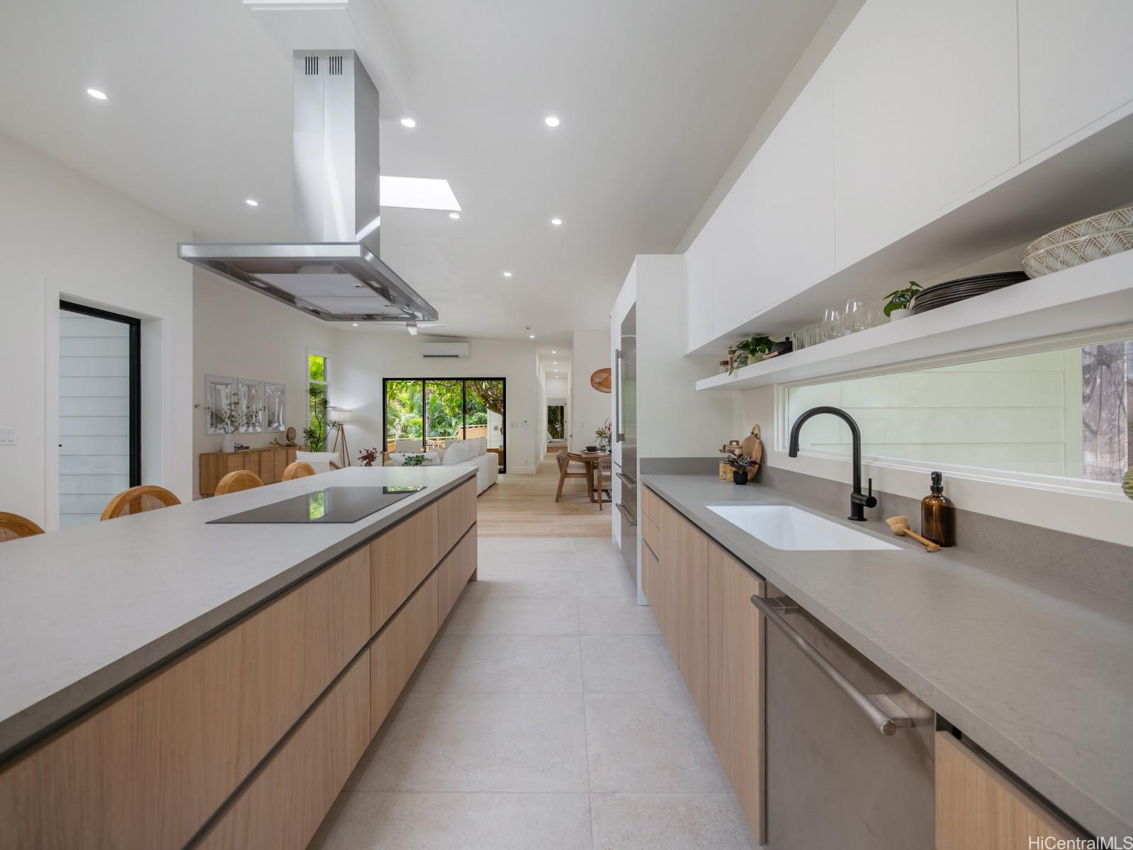 223  Lanipo Drive Lanikai, Kailua home - photo 4 of 25