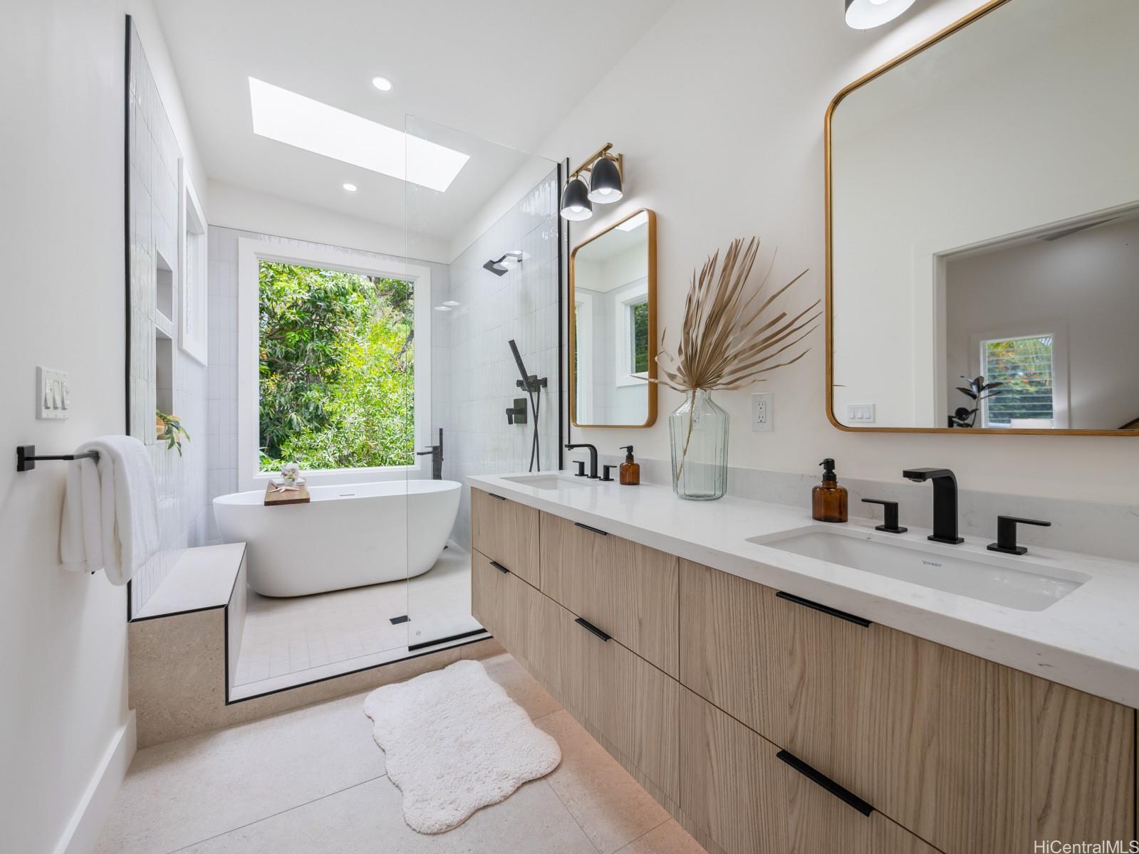 223  Lanipo Drive Lanikai, Kailua home - photo 10 of 25