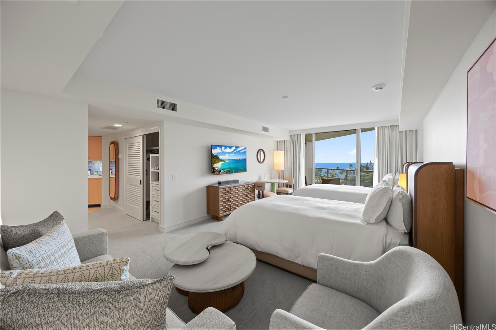 Trump Tower Waikiki condo # 1009, Honolulu, Hawaii - photo 2 of 15