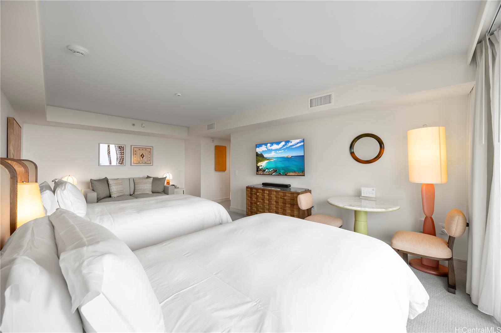 Trump Tower Waikiki condo # 1009, Honolulu, Hawaii - photo 3 of 15