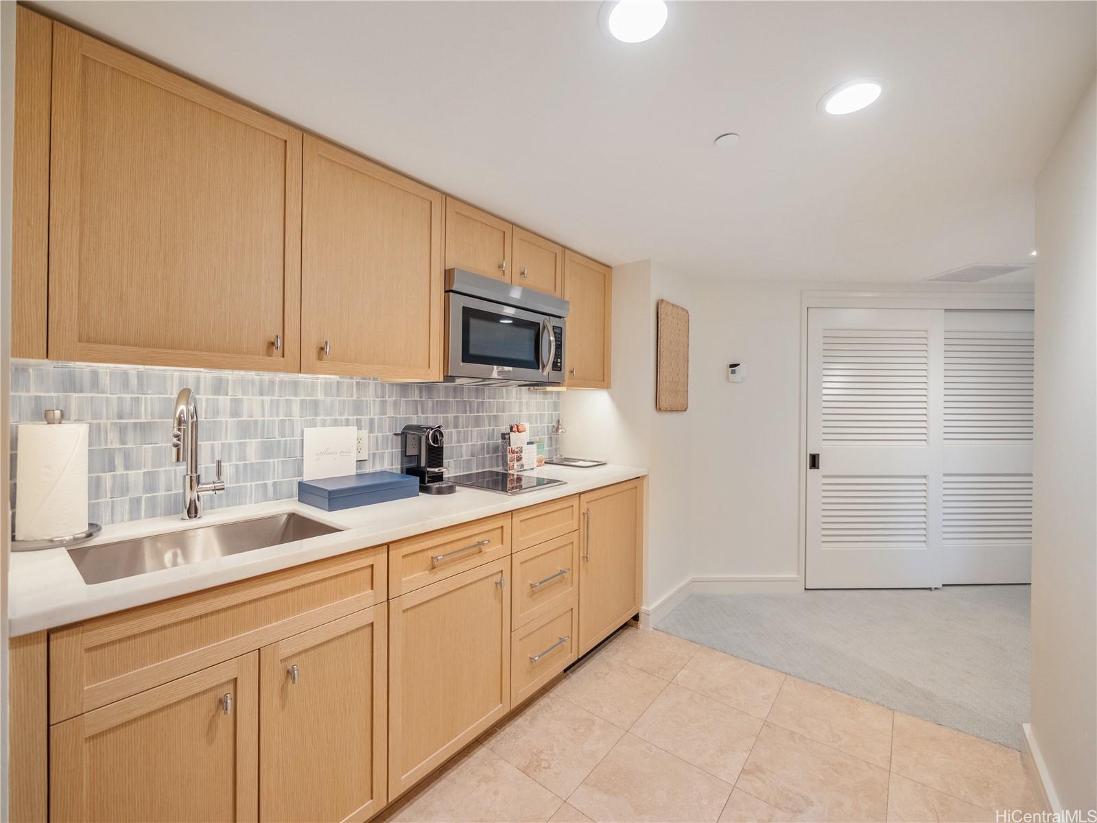 Trump Tower Waikiki condo # 1105, Honolulu, Hawaii - photo 5 of 14