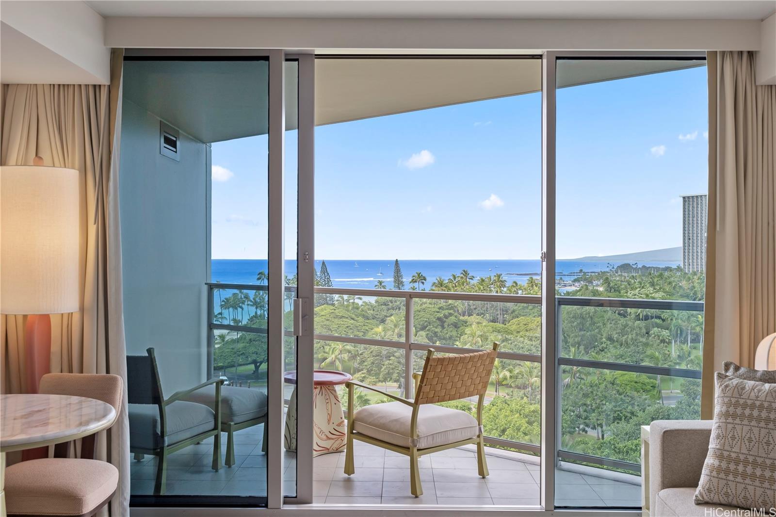 223 Saratoga Road Honolulu - Rental - photo 17 of 25