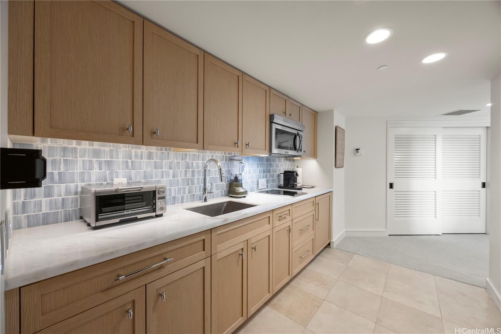 223 Saratoga Road Honolulu - Rental - photo 10 of 25