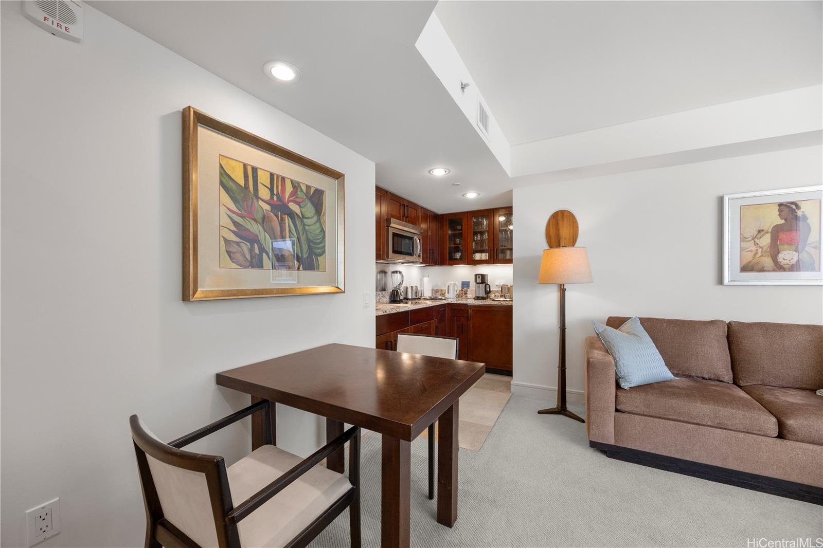 223 Saratoga Road Honolulu - Rental - photo 5 of 23