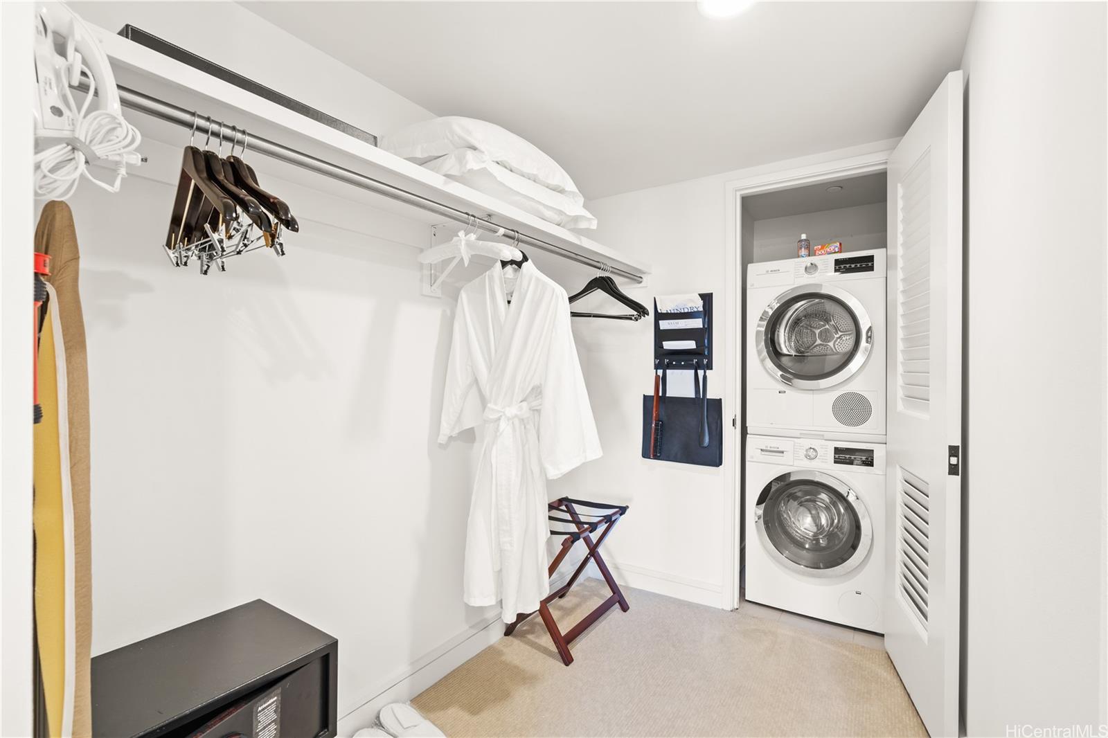 223 Saratoga Rd Honolulu - Rental - photo 20 of 25