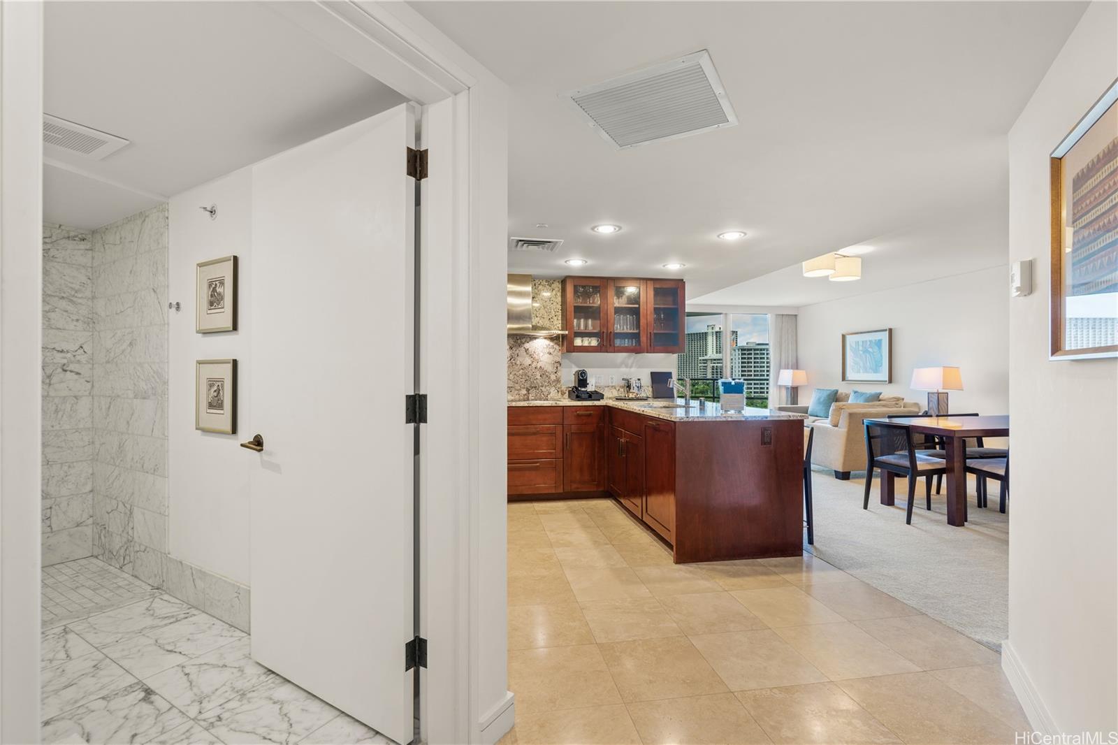 223 Saratoga Rd Honolulu - Rental - photo 6 of 25