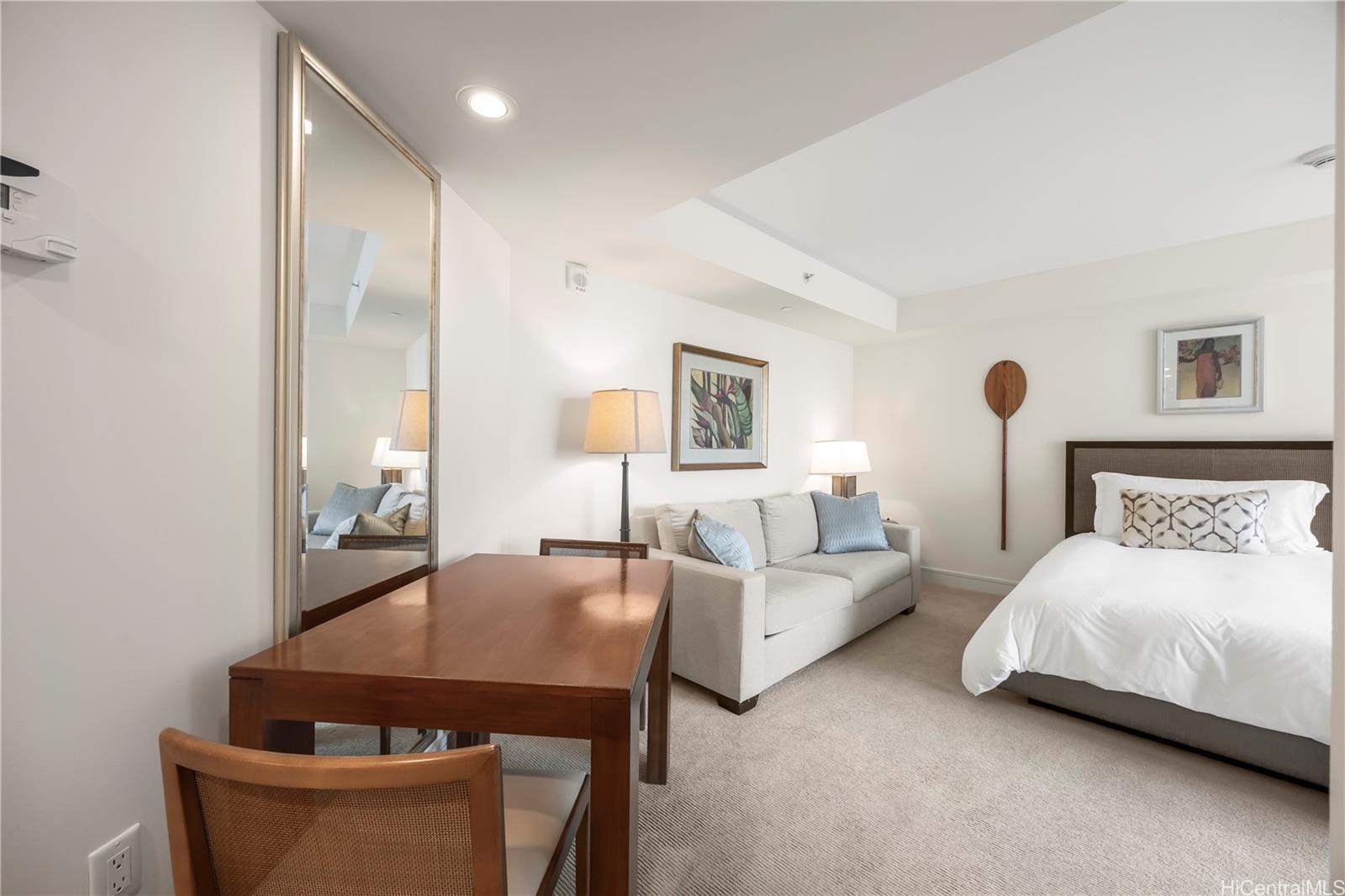 223 Saratoga Road Honolulu - Rental - photo 9 of 24