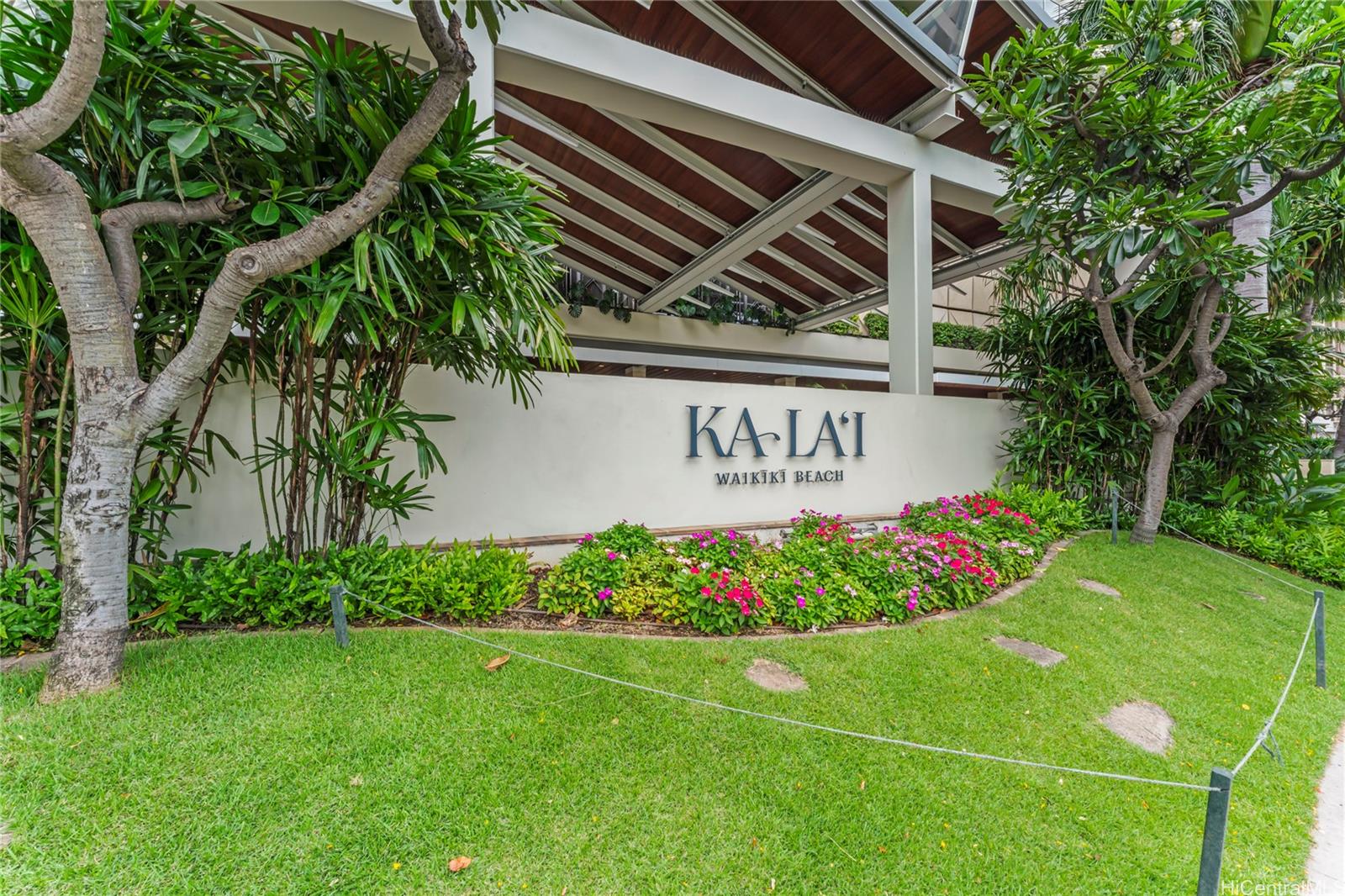 Trump Tower Waikiki condo # 1121, Honolulu, Hawaii - photo 15 of 25