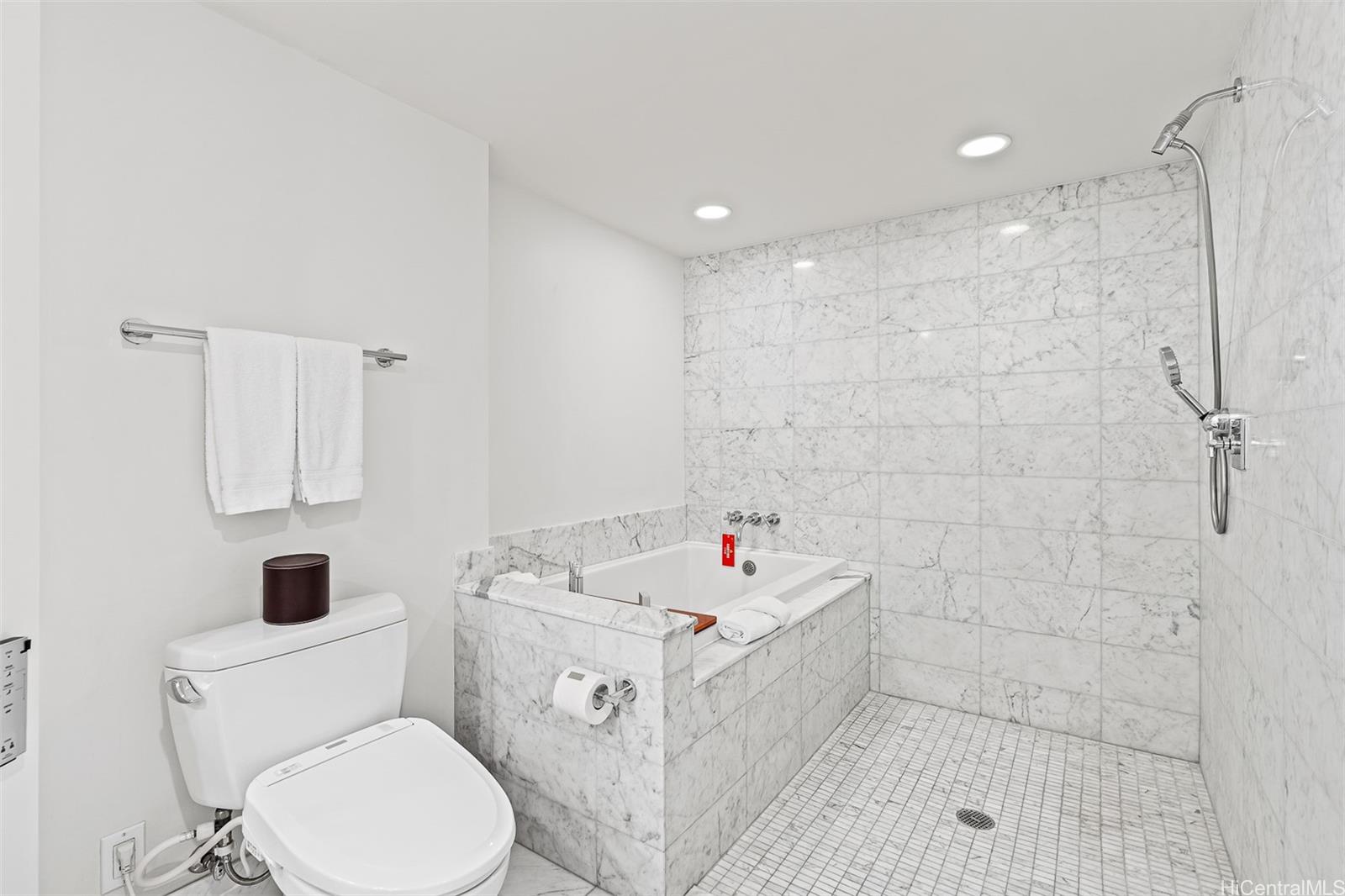 Trump Tower Waikiki condo # 1209, Honolulu, Hawaii - photo 15 of 24