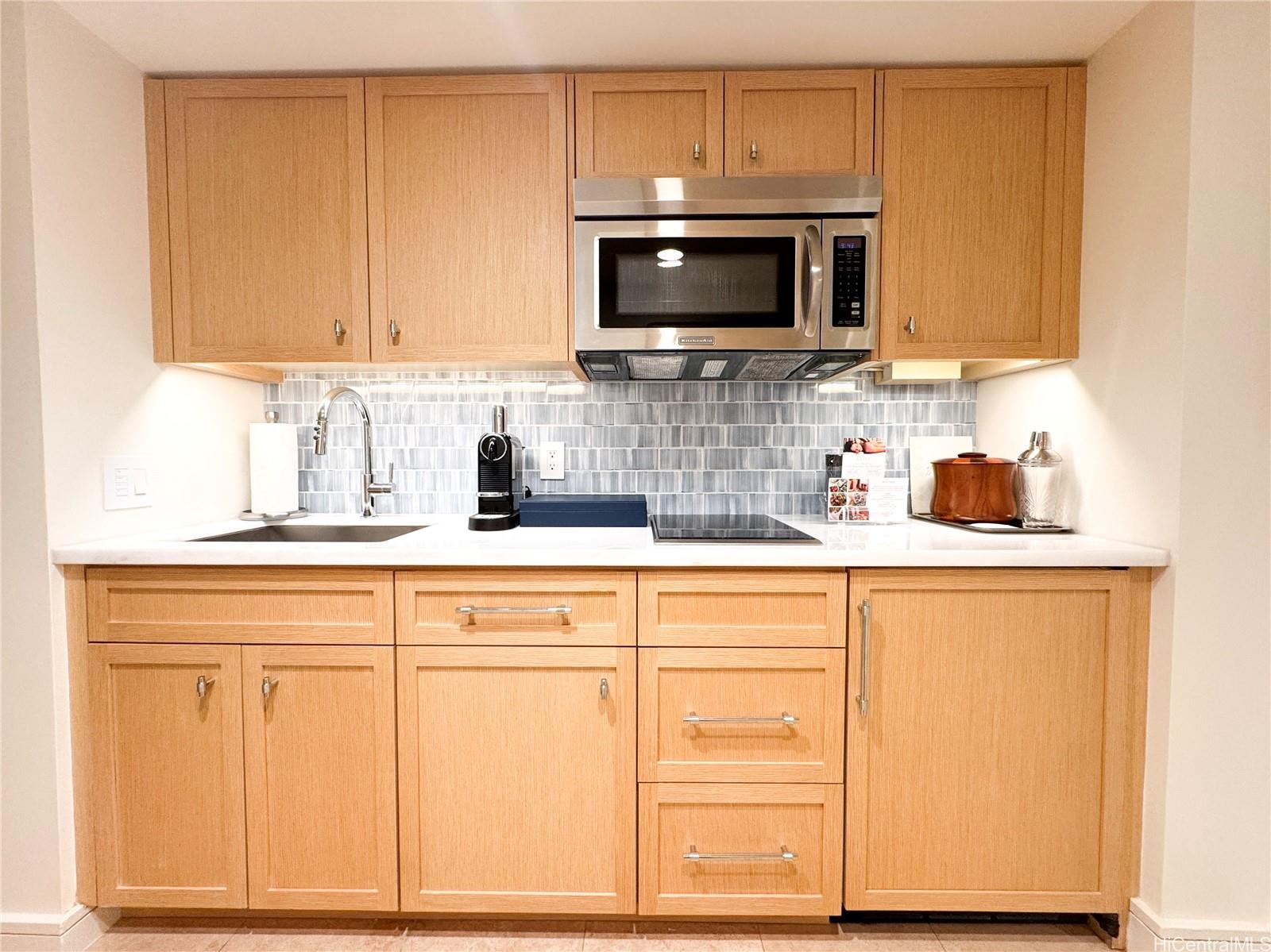 Trump Tower Waikiki condo # 1317, Honolulu, Hawaii - photo 14 of 24