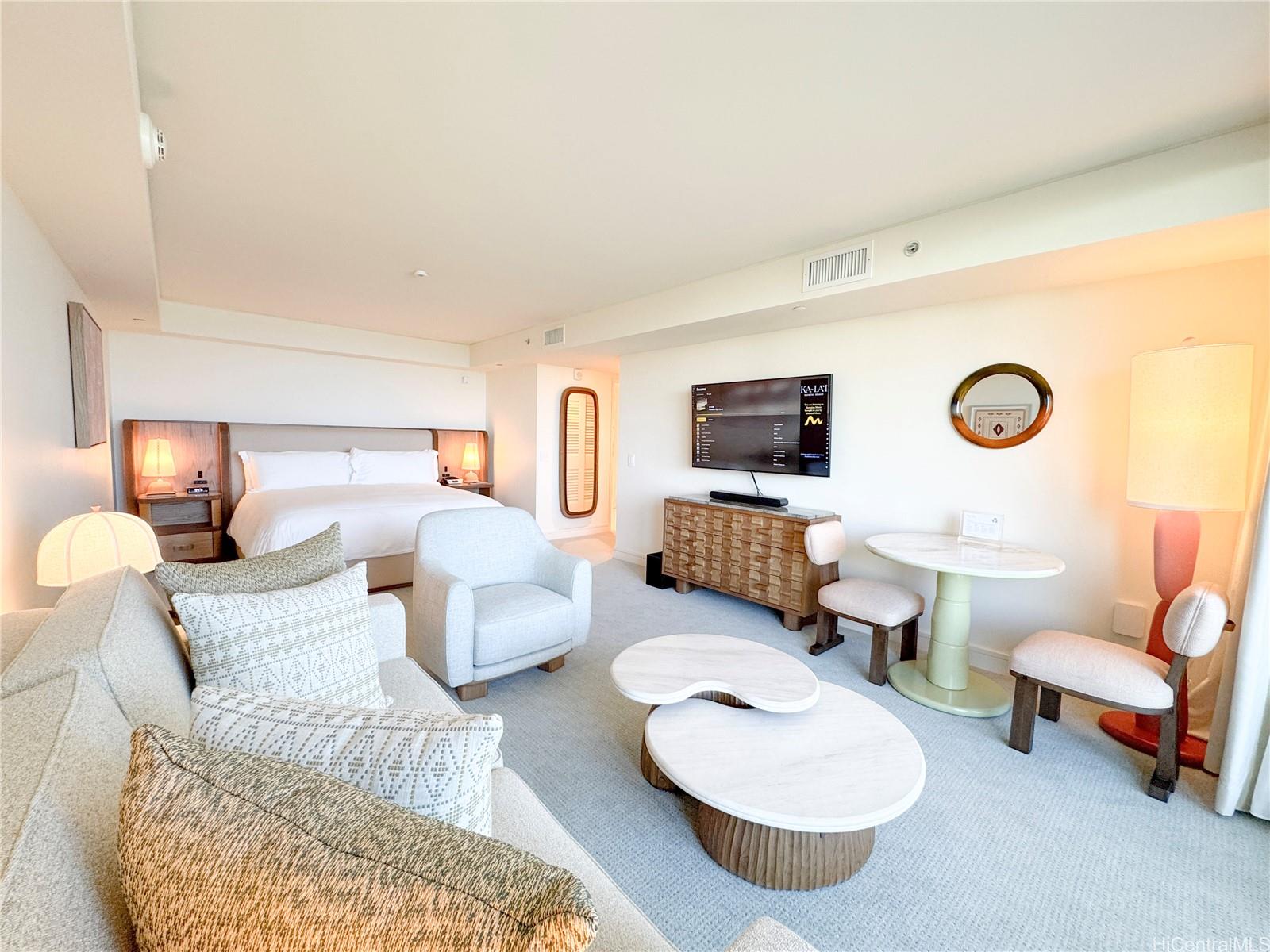 Trump Tower Waikiki condo # 1317, Honolulu, Hawaii - photo 5 of 24