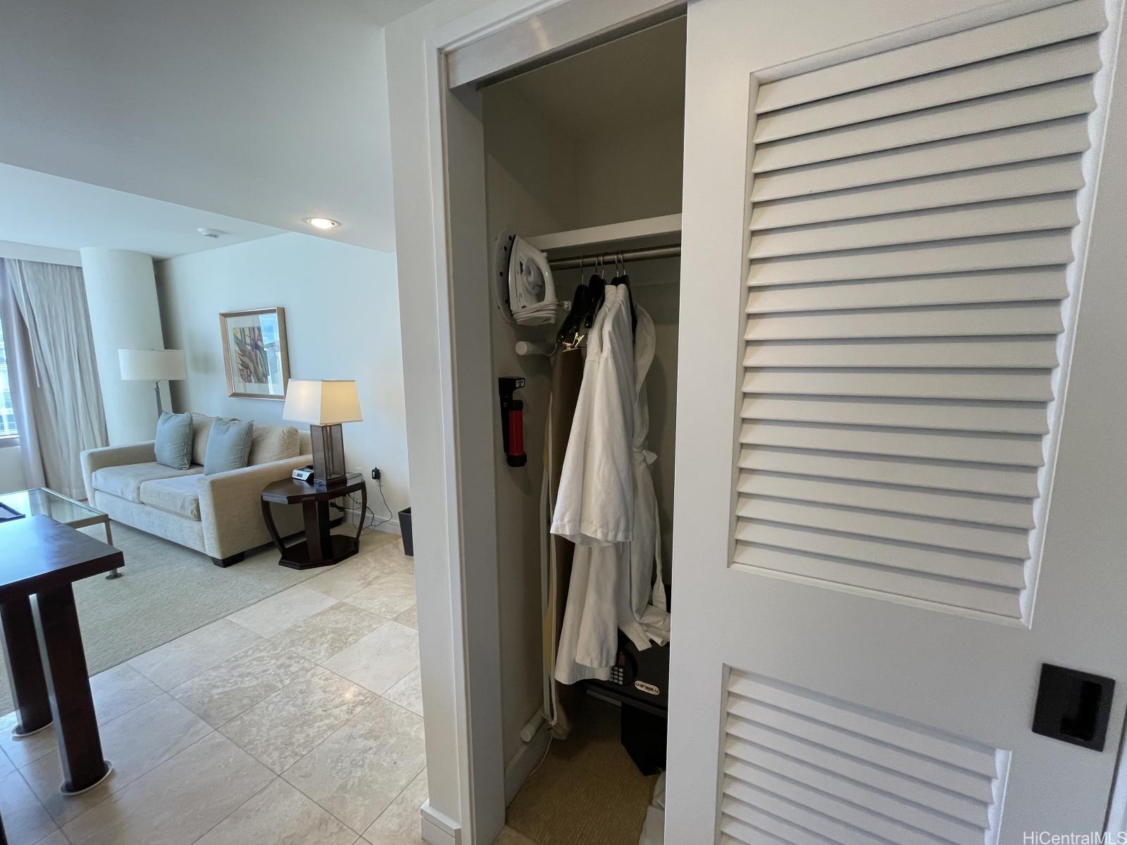 Trump Tower Waikiki condo # 1321, Honolulu, Hawaii - photo 6 of 25