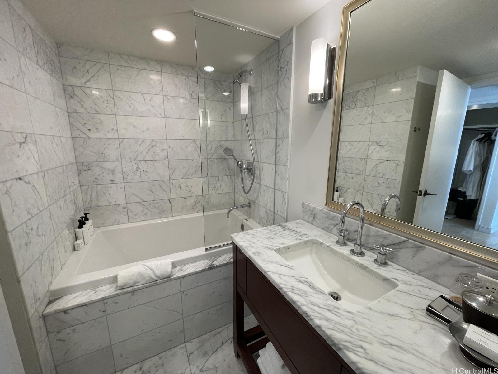 Trump Tower Waikiki condo # 1321, Honolulu, Hawaii - photo 8 of 25