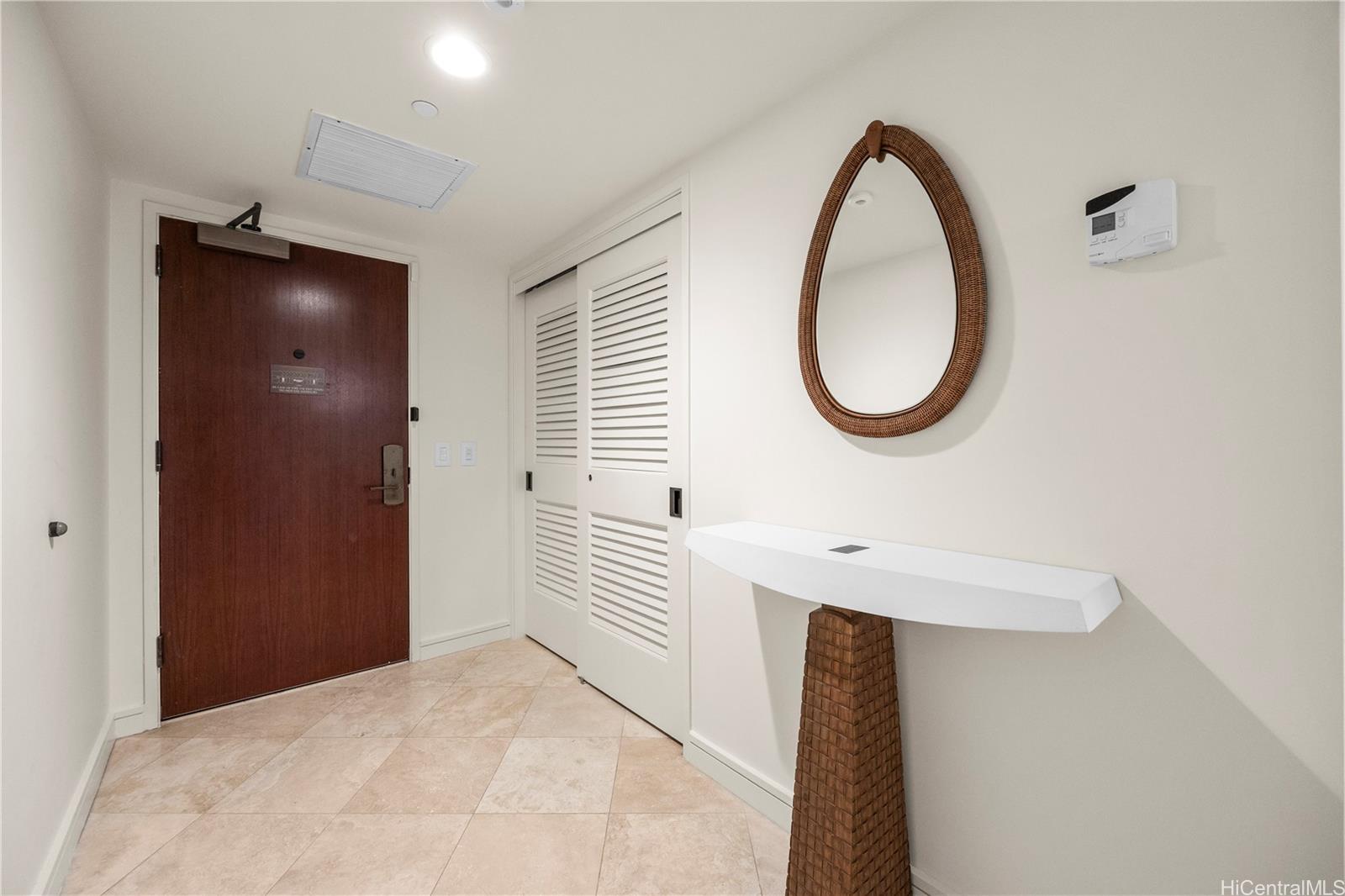 Trump Tower Waikiki condo # 1402, Honolulu, Hawaii - photo 15 of 19