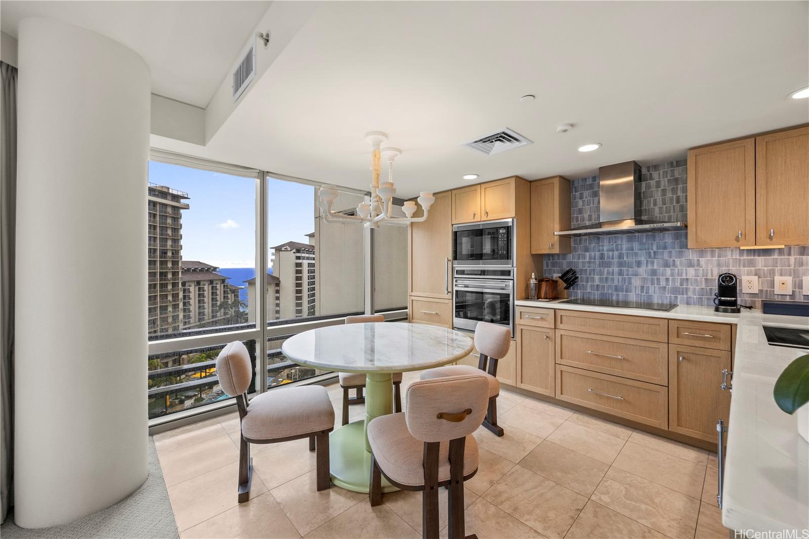 Trump Tower Waikiki condo # 1402, Honolulu, Hawaii - photo 4 of 19