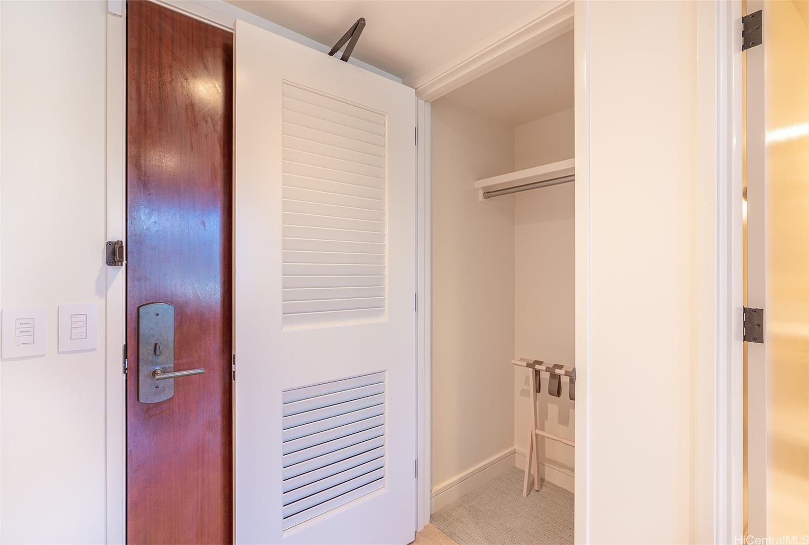 Trump Tower Waikiki condo # 1421, Honolulu, Hawaii - photo 11 of 17