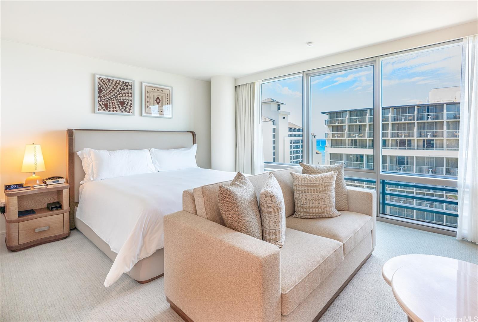 Trump Tower Waikiki condo # 1421, Honolulu, Hawaii - photo 7 of 17