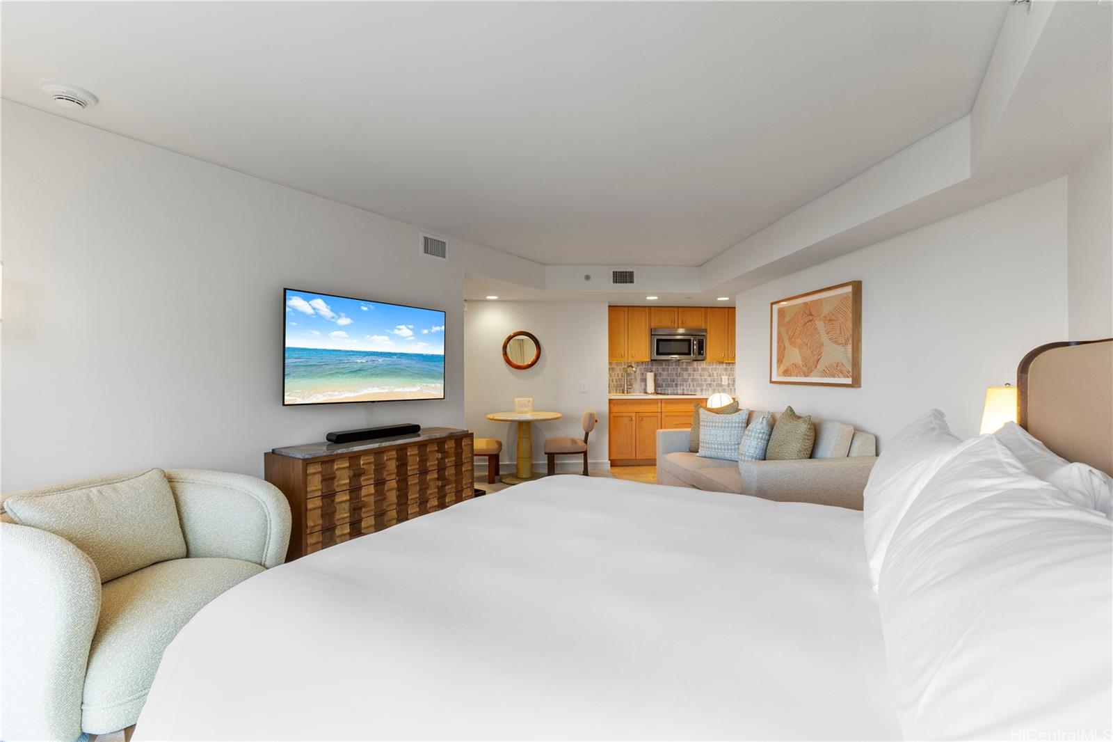 Trump Tower Waikiki condo # 1514, Honolulu, Hawaii - photo 2 of 15