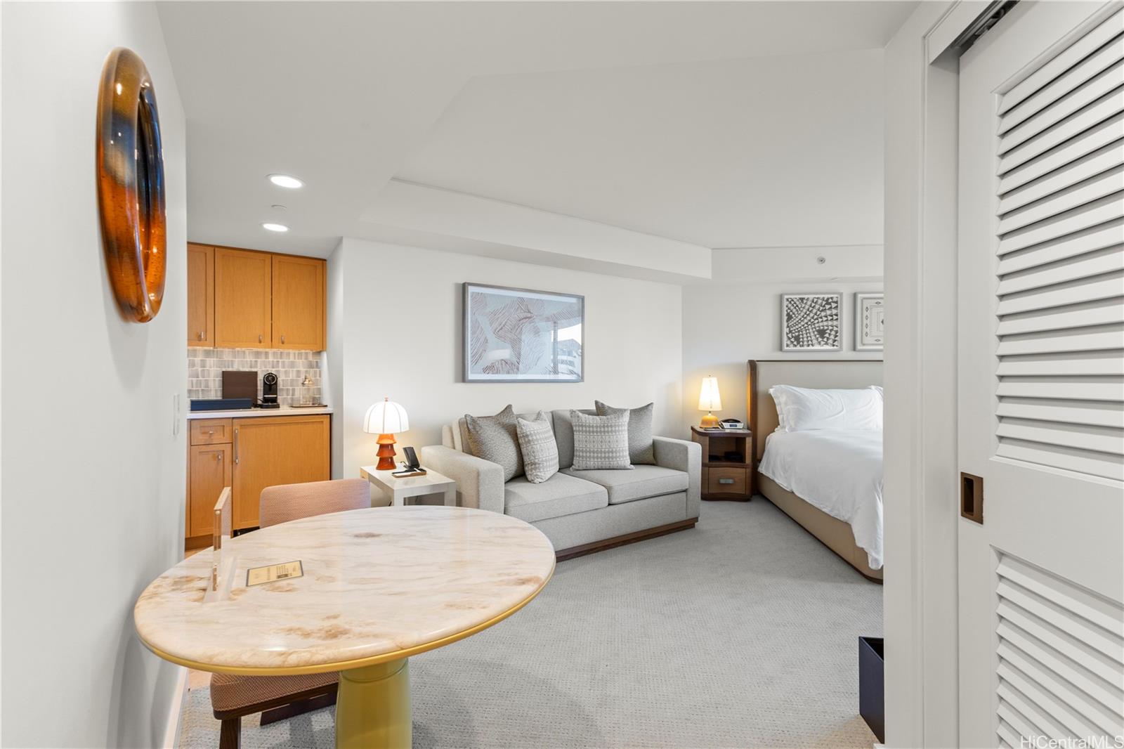 Trump Tower Waikiki condo # 1514, Honolulu, Hawaii - photo 3 of 15