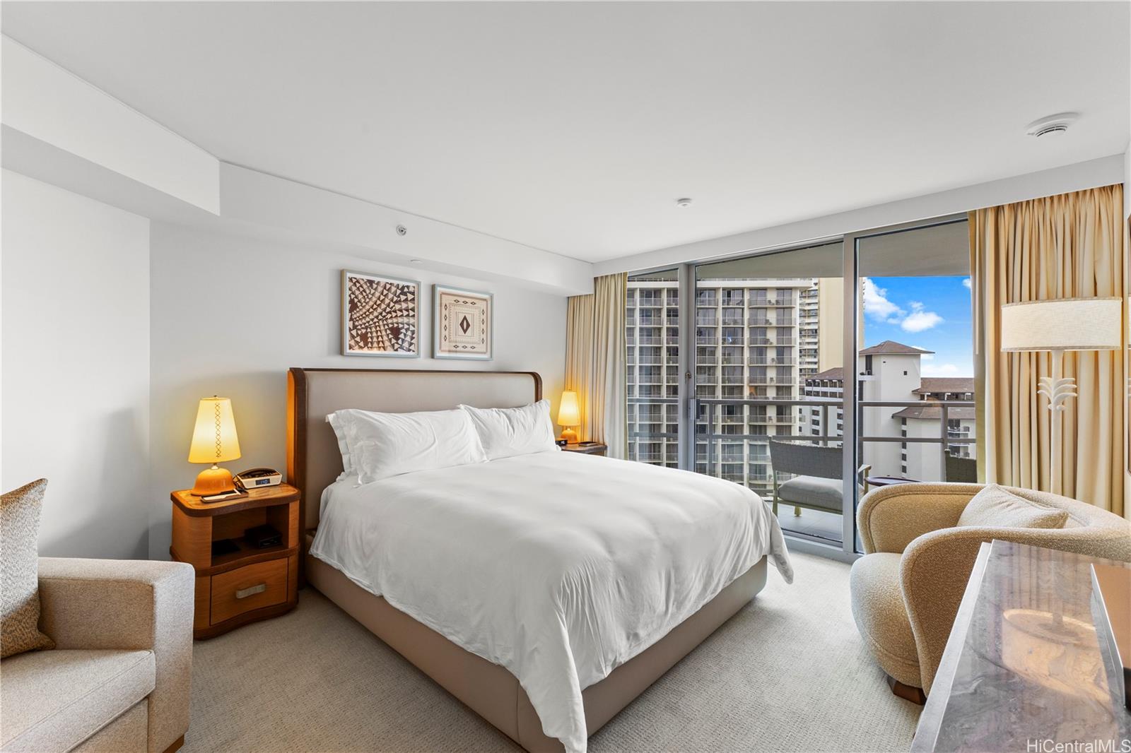 Trump Tower Waikiki condo # 1514, Honolulu, Hawaii - photo 5 of 15