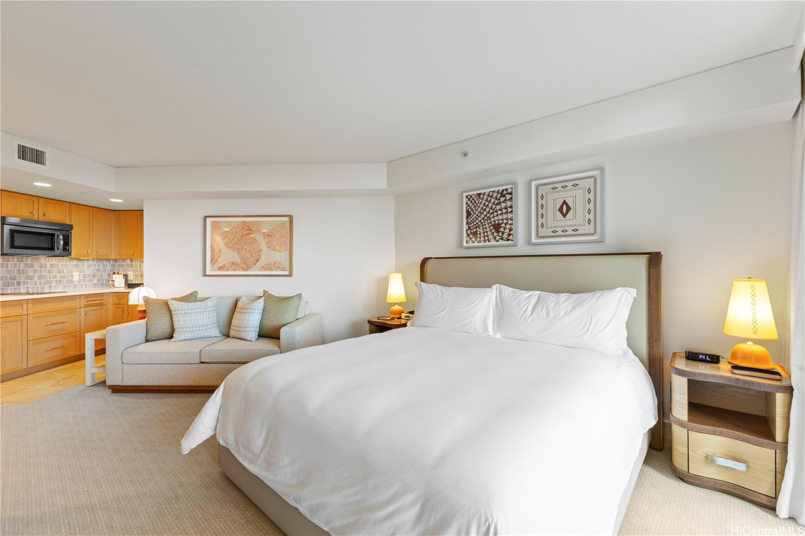 Trump Tower Waikiki condo # 1514, Honolulu, Hawaii - photo 7 of 15