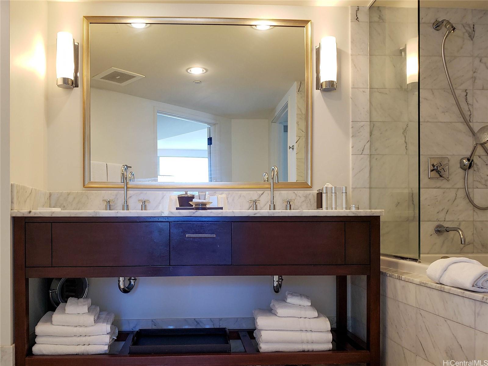 223 Saratoga Road Honolulu - Rental - photo 14 of 24