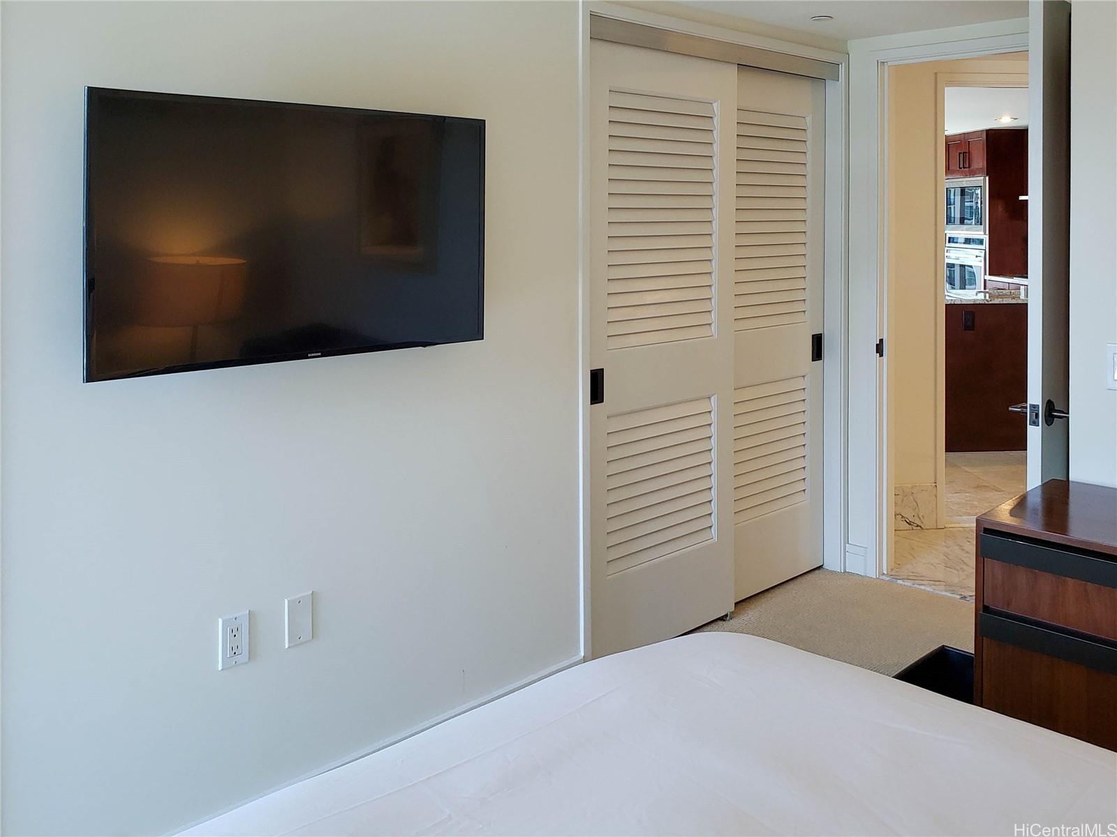 223 Saratoga Road Honolulu - Rental - photo 21 of 24