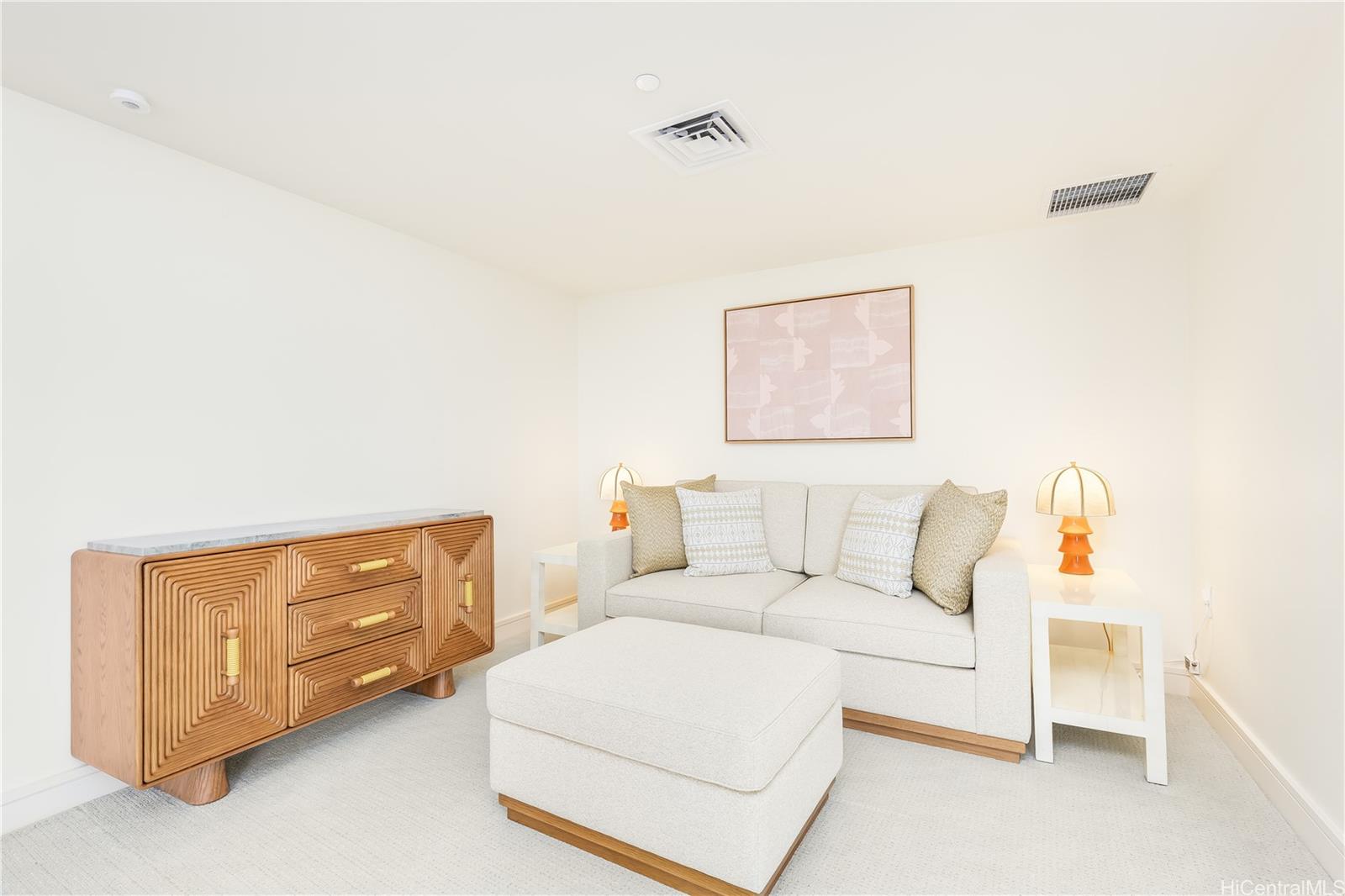 Trump Tower Waikiki condo # 1619, Honolulu, Hawaii - photo 9 of 20