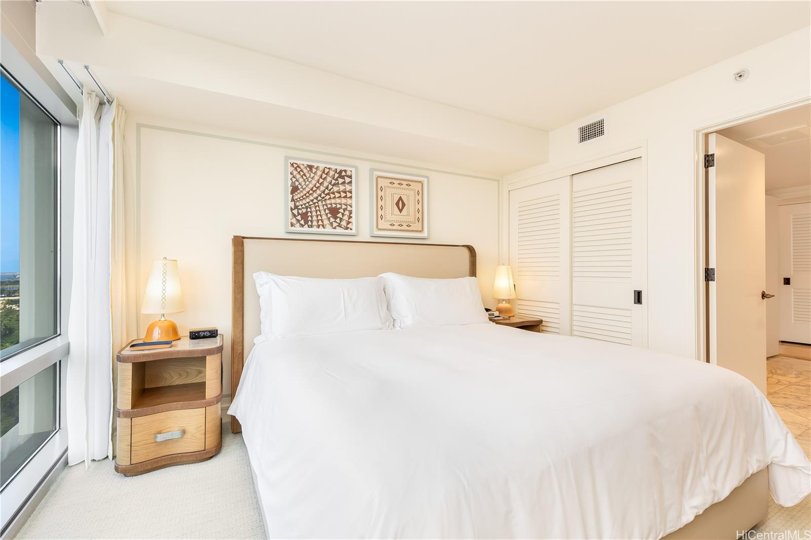 Trump Tower Waikiki condo # 1622, Honolulu, Hawaii - photo 12 of 23