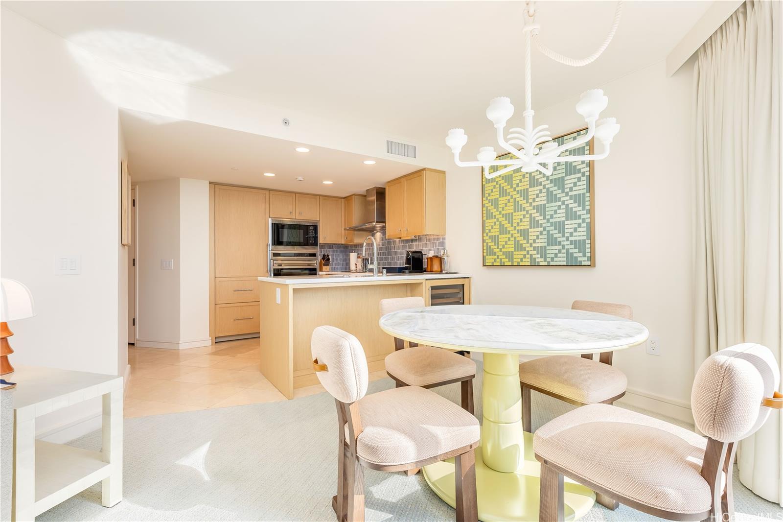 Trump Tower Waikiki condo # 1622, Honolulu, Hawaii - photo 7 of 23