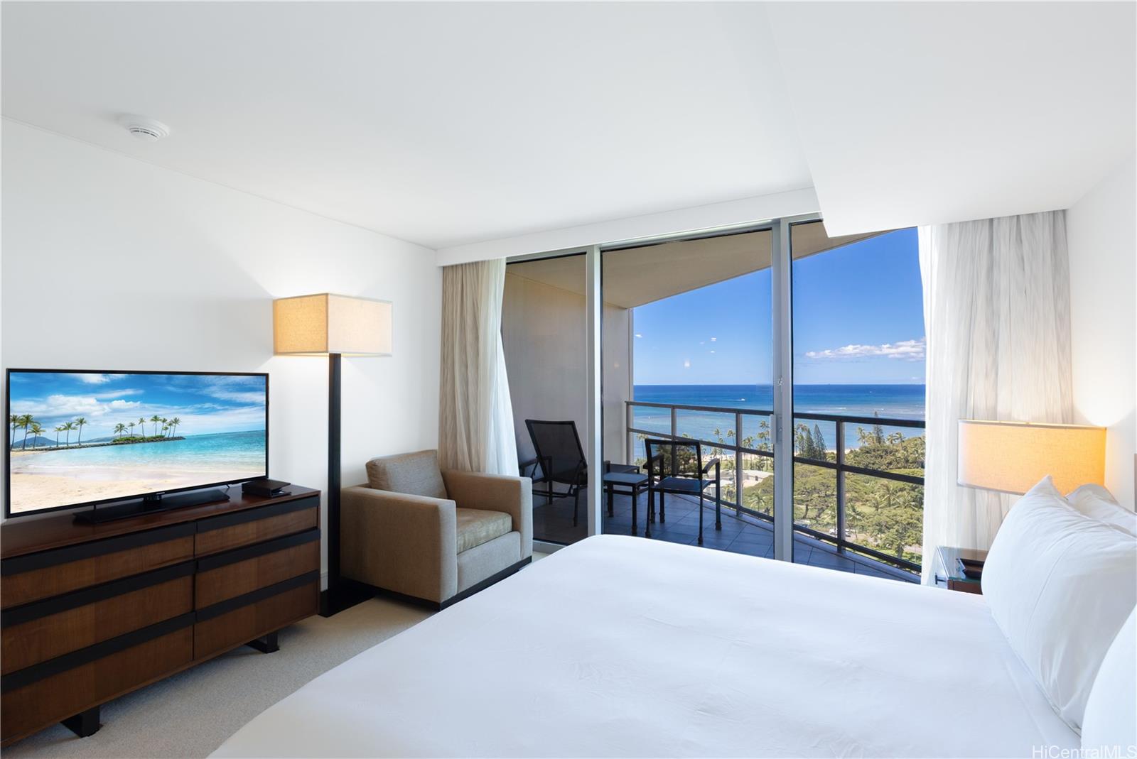 223 Saratoga Rd Honolulu - Rental - photo 10 of 13