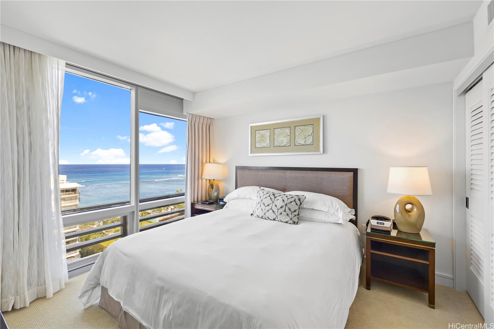 Trump Tower Waikiki condo # 1922, Honolulu, Hawaii - photo 2 of 18