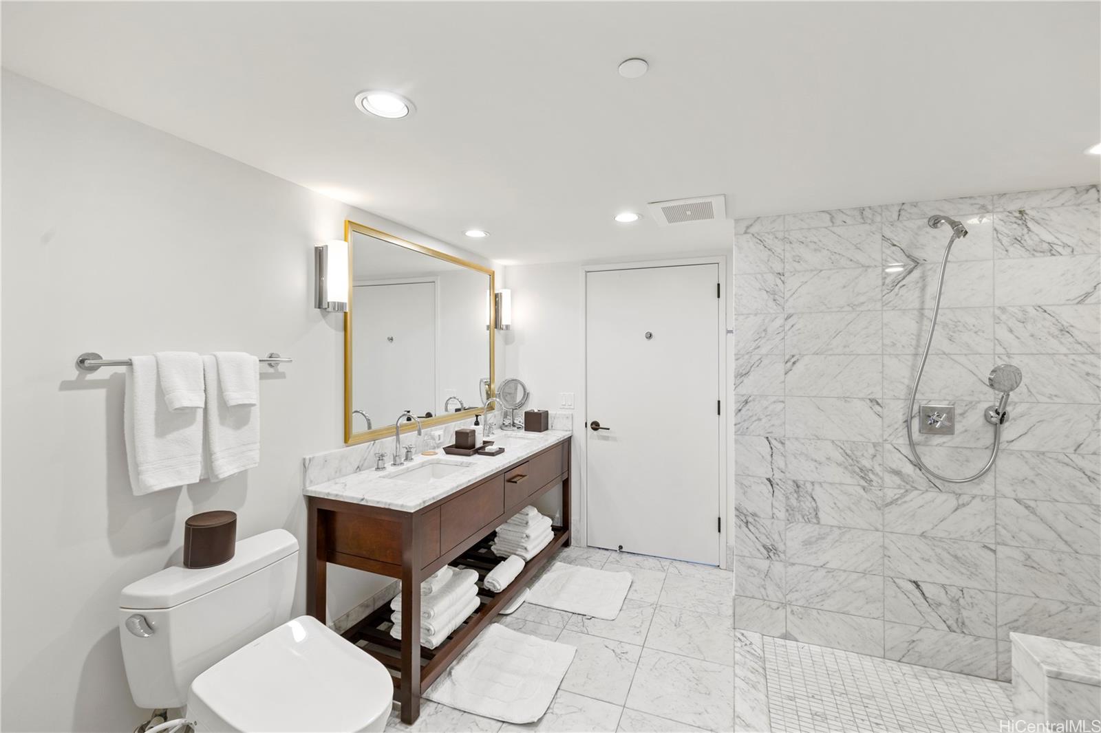 Trump Tower Waikiki condo # 1922, Honolulu, Hawaii - photo 12 of 18