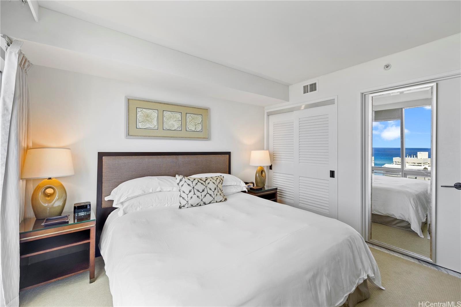 Trump Tower Waikiki condo # 1922, Honolulu, Hawaii - photo 3 of 18