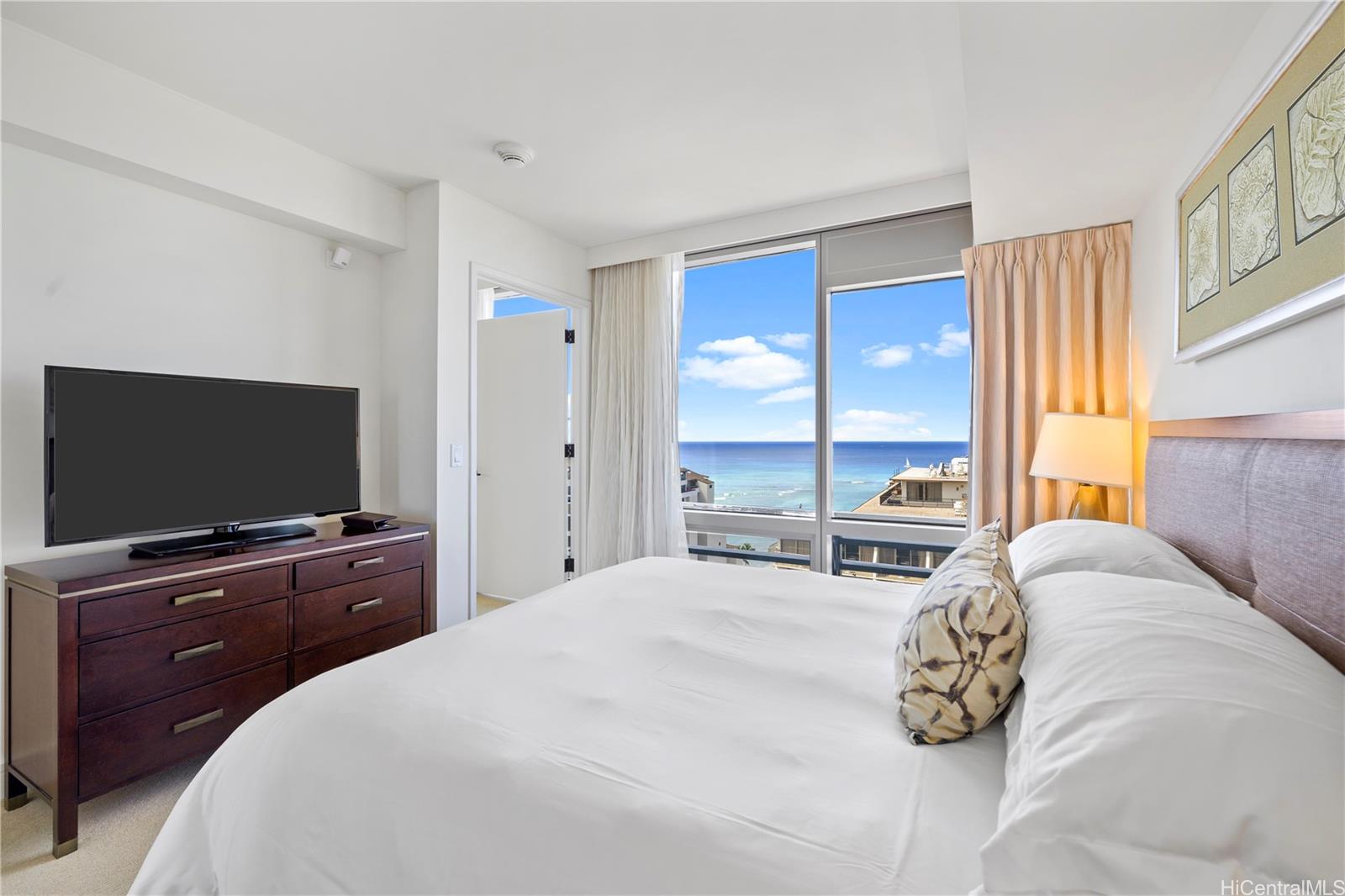 Trump Tower Waikiki condo # 1922, Honolulu, Hawaii - photo 4 of 18