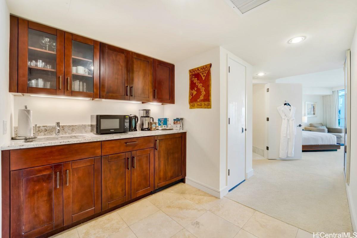 223 Saratoga Road Honolulu - Rental - photo 5 of 15