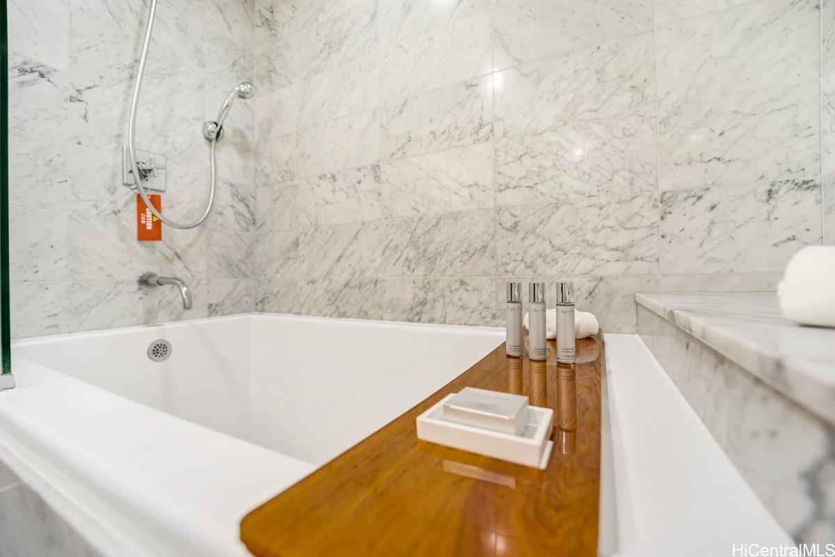 223 Saratoga Road Honolulu - Rental - photo 9 of 15